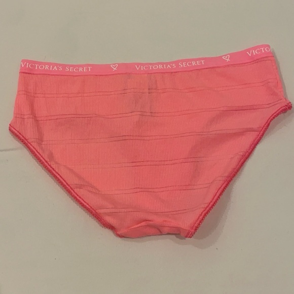 NEW WITH TAGS VICTORIA’S SECRET 2 PK SIZE XS HOT PINK HIPHUGGER LOGO WAISTBAND - Picture 3 of 5